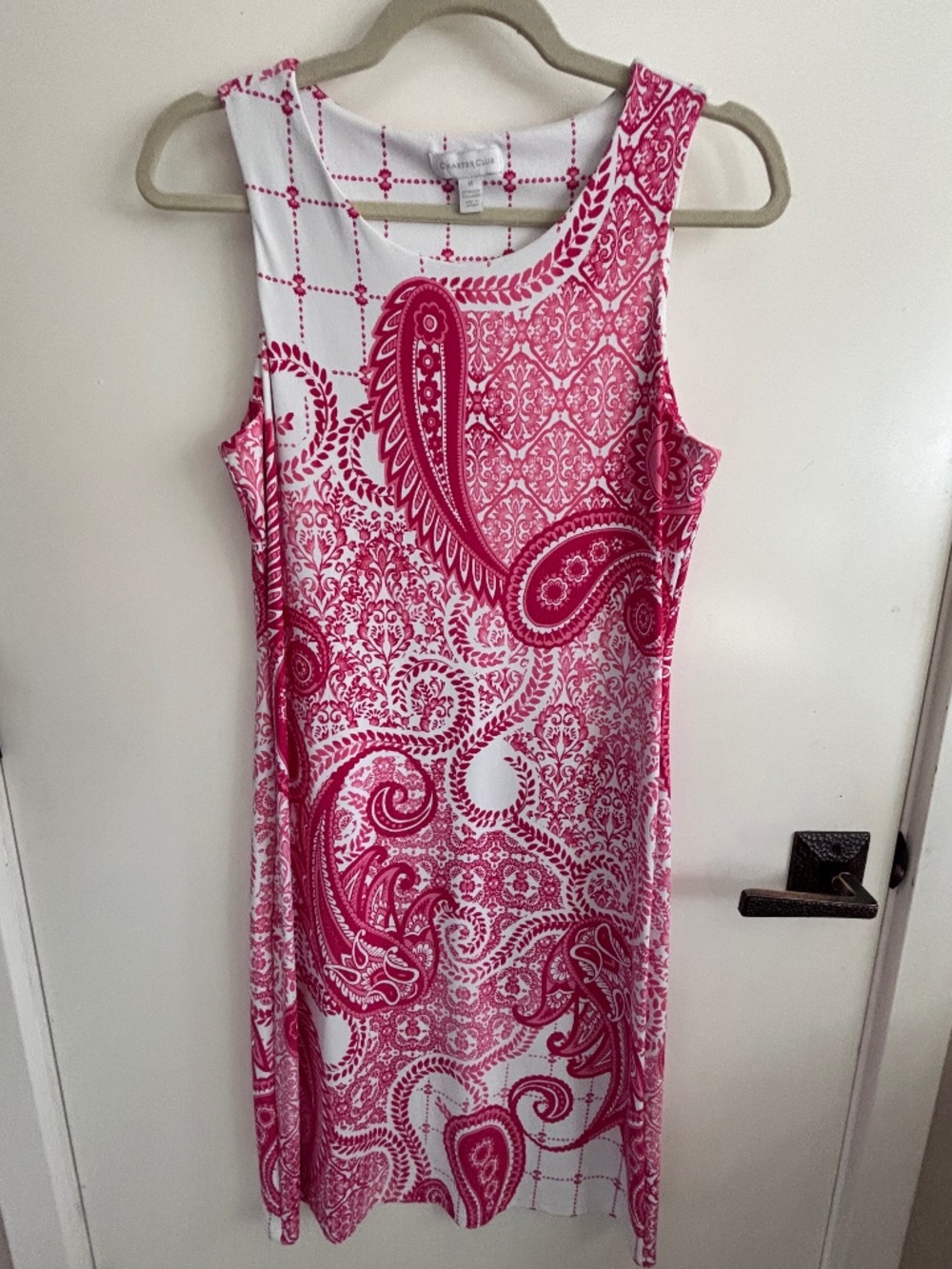 Charter Club sleeveless scoop neck shift dress-Size M